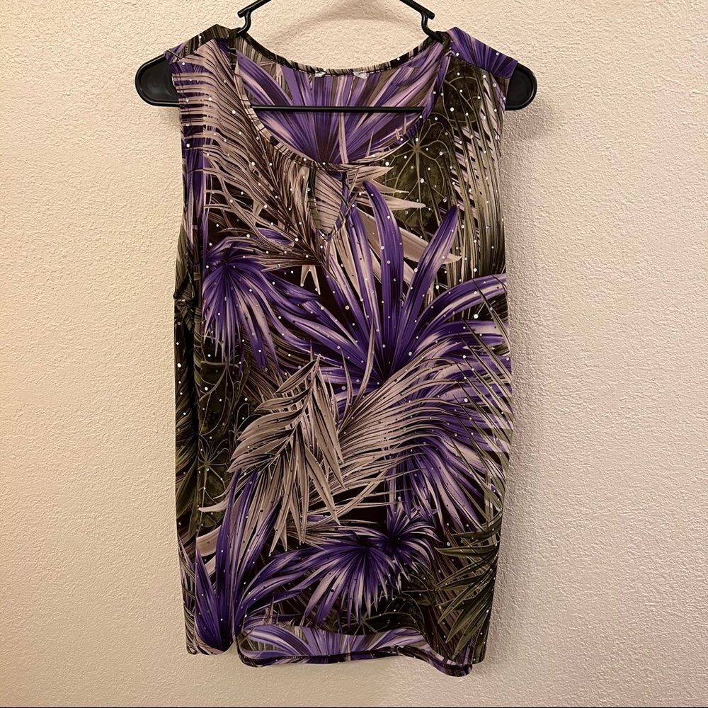 Sleeveless Highly Decorative Jungle Design Top